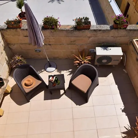بيت للعطل Stylish And Characterful Townhouse Views Ac