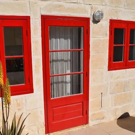 Stylish And Characterful Townhouse Views Ac בית נופש Cospicua